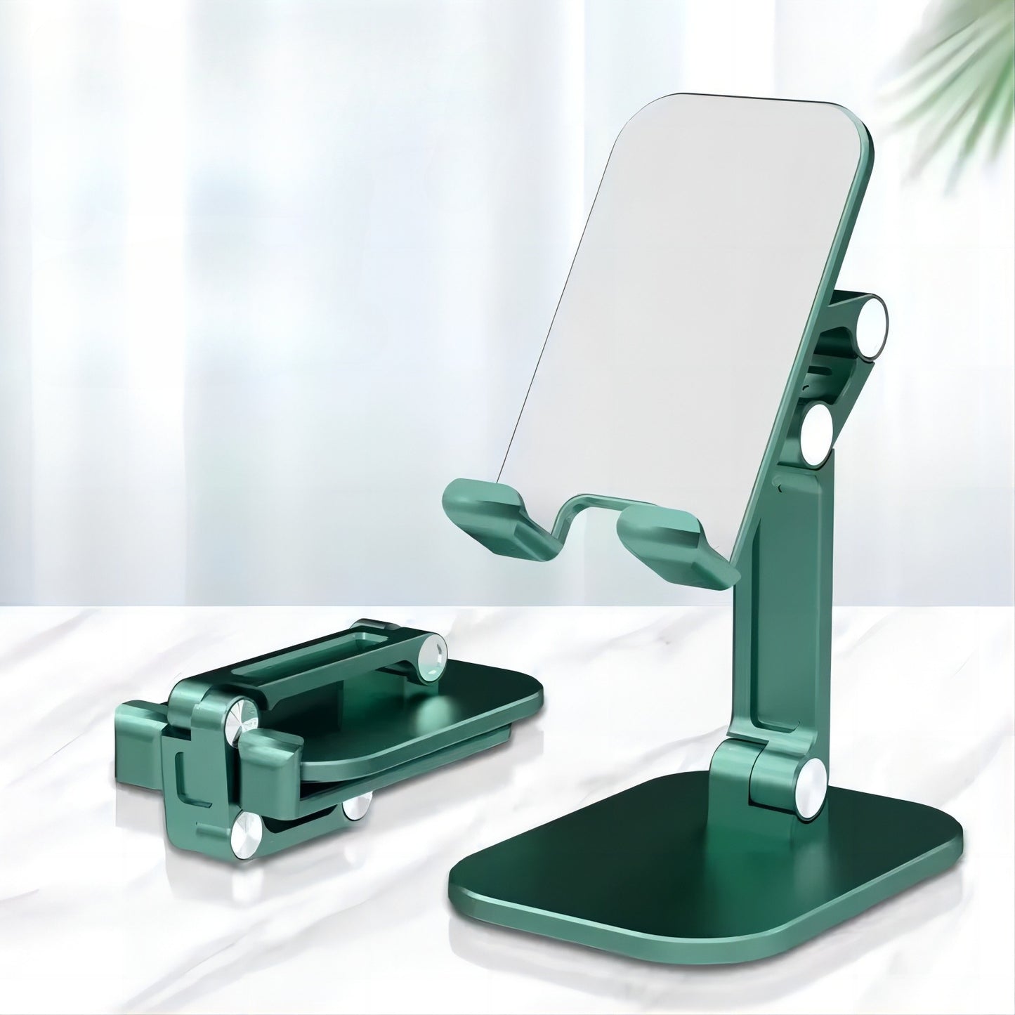 Stand Feature: Foldable