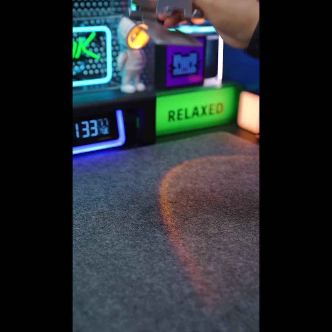 Universal Mobile Phone Holder